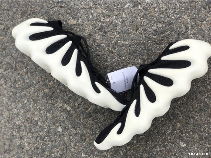 Black H68049 450 Yeezy Cloud Adidas 0804